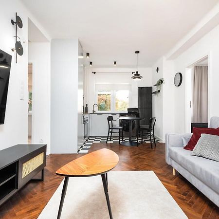 Grojecka 74 By Homeprime Warsaw Ngoại thất bức ảnh