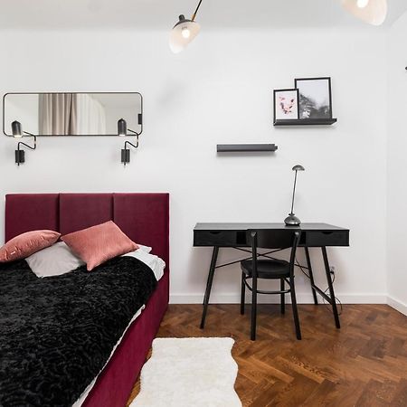 Grojecka 74 By Homeprime Warsaw Ngoại thất bức ảnh